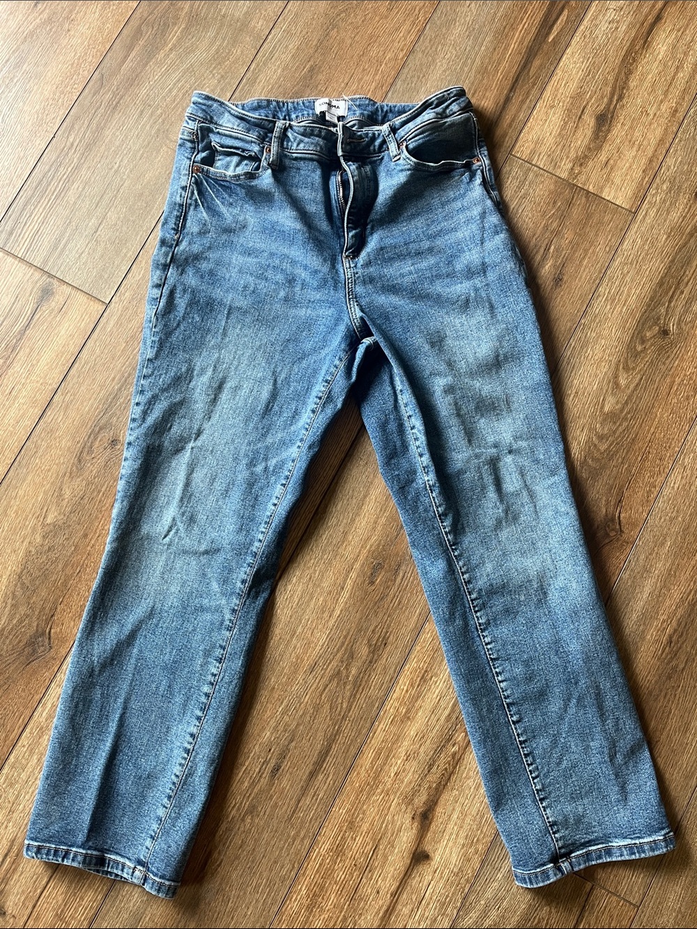 Sonoma Straight-Leg Jeans in Medium Blue Denim